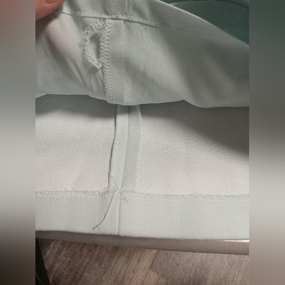 White house black market powder blue skirt size 4 - Picture 4 of 6